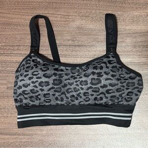 Momcozy leopard nursing bra small